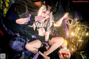 Cosplay 伊喵君 Fafnir 四叶草剧场 法芙娜